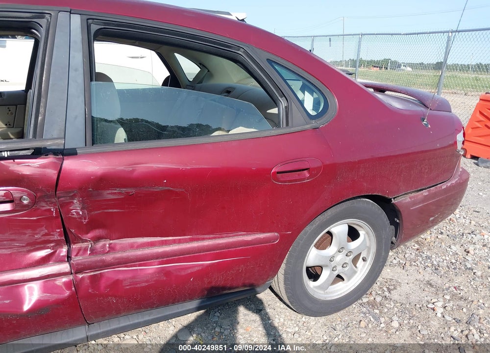 2005 FORD TAURUS SE VIN: 1FAFP53255A182530