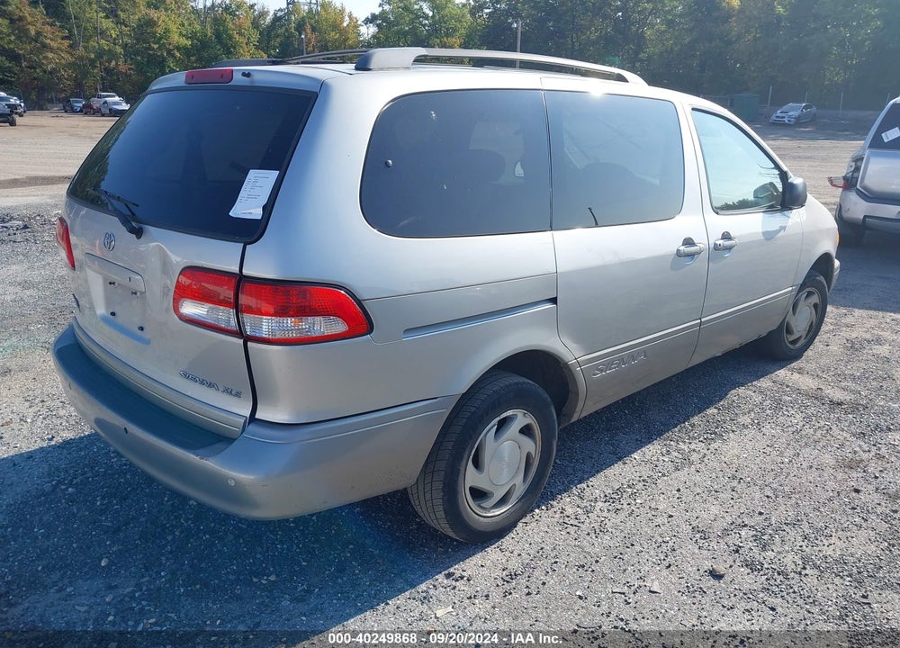 2001 TOYOTA SIENNA XLE VIN: 4T3ZF13C31U399615