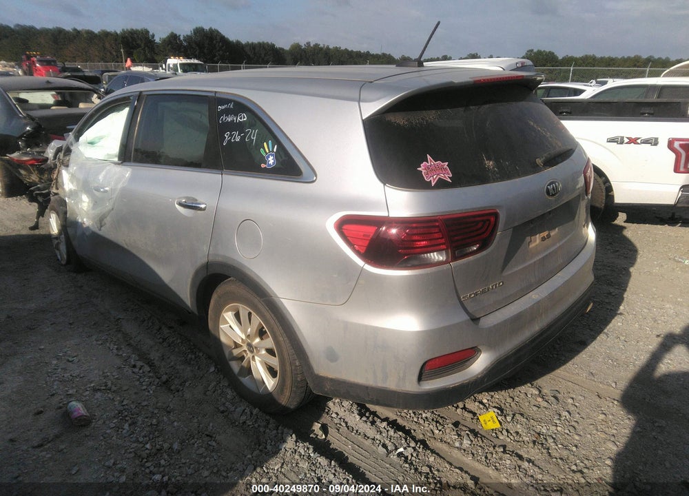 2019 KIA SORENTO 3.3L LX VIN: 5XYPG4A50KG492005