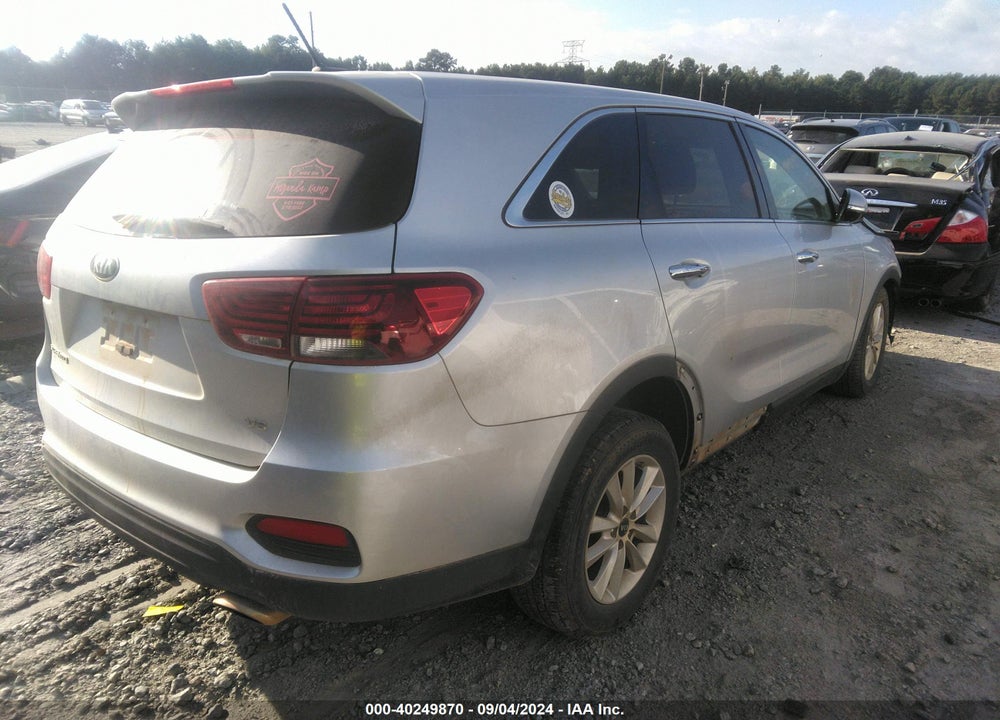 2019 KIA SORENTO 3.3L LX VIN: 5XYPG4A50KG492005
