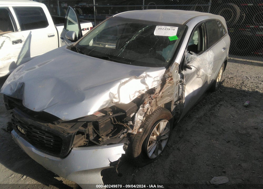2019 KIA SORENTO 3.3L LX VIN: 5XYPG4A50KG492005