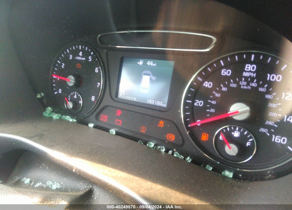 2019 KIA SORENTO 3.3L LX VIN: 5XYPG4A50KG492005