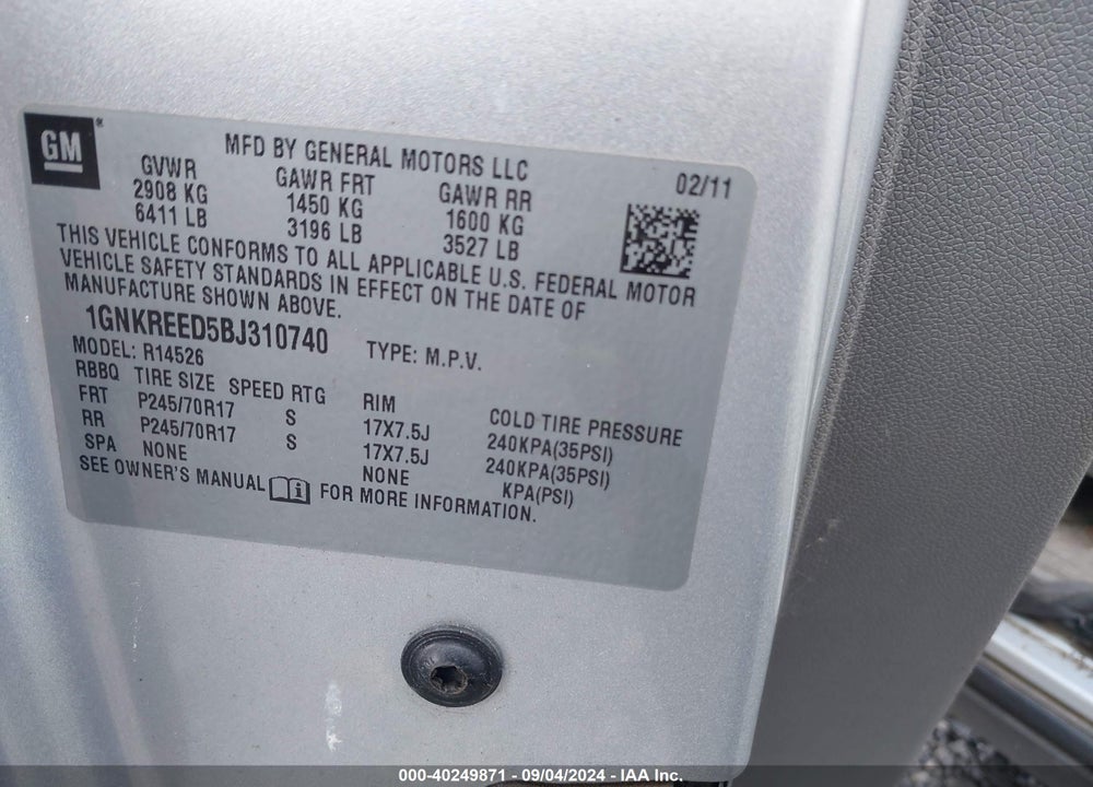 2011 CHEVROLET TRAVERSE LS VIN: 1GNKREED5BJ310740