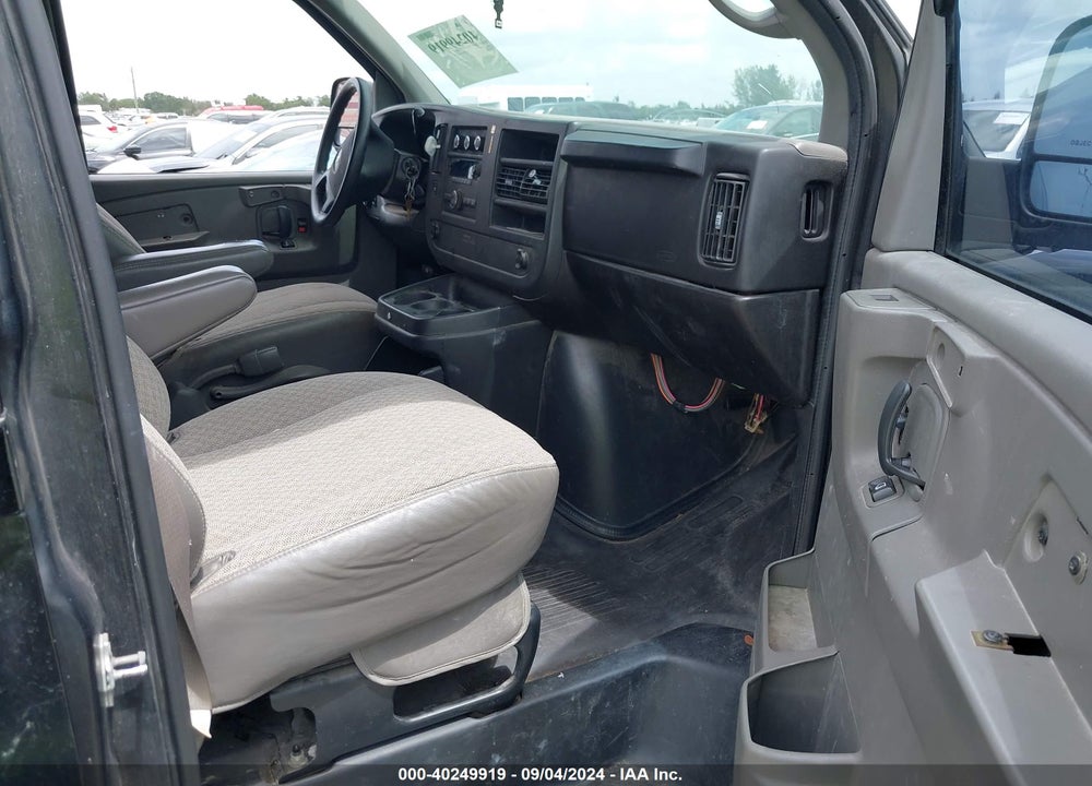 2008 CHEVROLET EXPRESS WORK VAN VIN: 1GCFG15X881132463