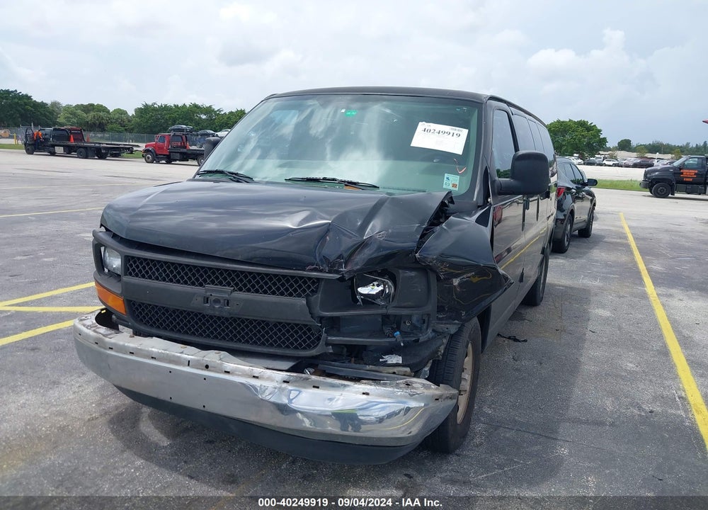 2008 CHEVROLET EXPRESS WORK VAN VIN: 1GCFG15X881132463