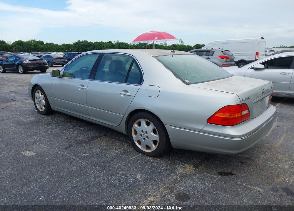 2002 LEXUS LS 430 VIN: JTHBN30F720088689