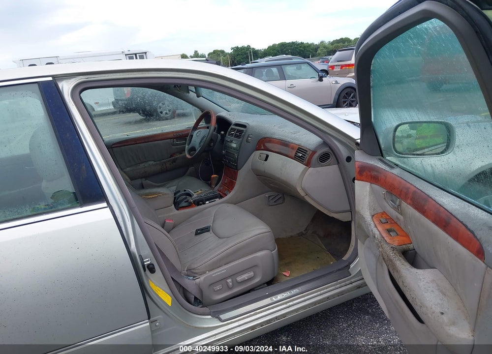 2002 LEXUS LS 430 VIN: JTHBN30F720088689
