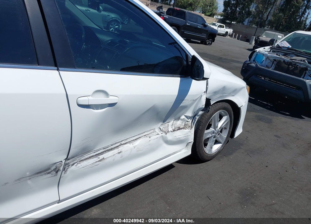 2013 TOYOTA CAMRY SE VIN: 4T1BF1FK1DU713232