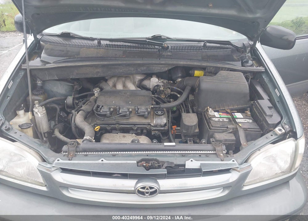 2000 TOYOTA SIENNA LE VIN: 4T3ZF13C1YU314118