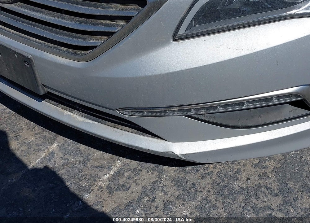 2015 HYUNDAI SONATA SE VIN: 5NPE24AF3FH042300