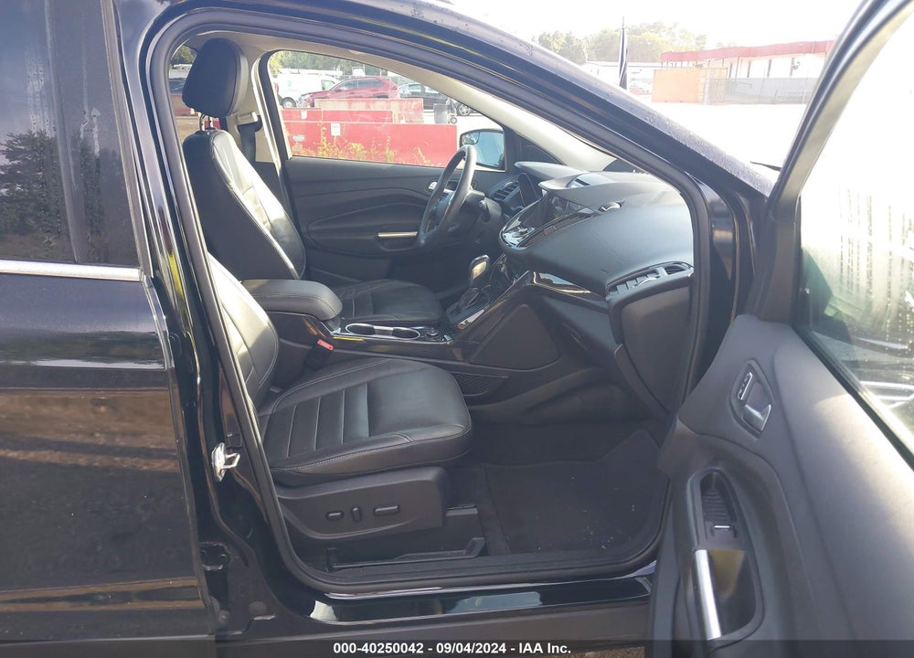 2016 FORD ESCAPE TITANIUM VIN: 1FMCU9J97GUA27455