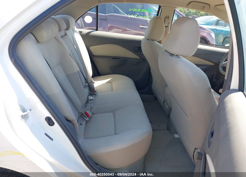 2010 TOYOTA YARIS VIN: JTDBT4K34A1368644