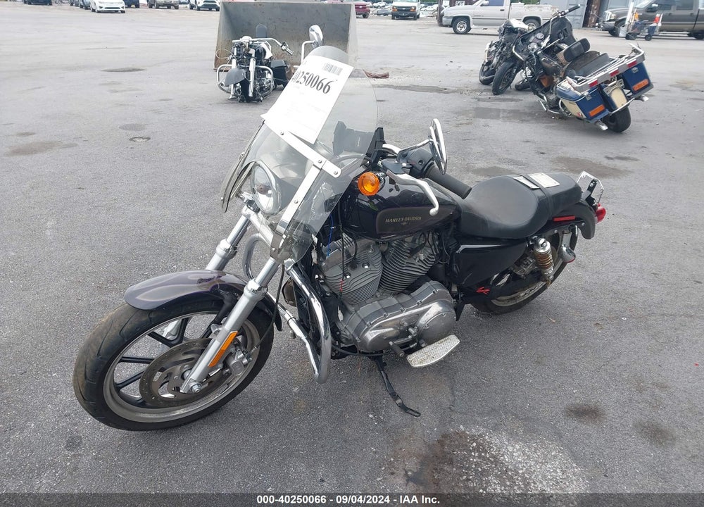 2017 HARLEY-DAVIDSON XL883 SUPERLOW VIN: 1HD4CR214HC434126