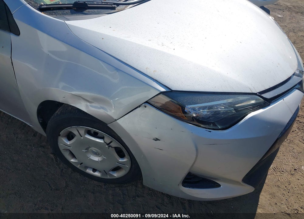 2017 TOYOTA COROLLA LE VIN: 5YFBURHE9HP580111