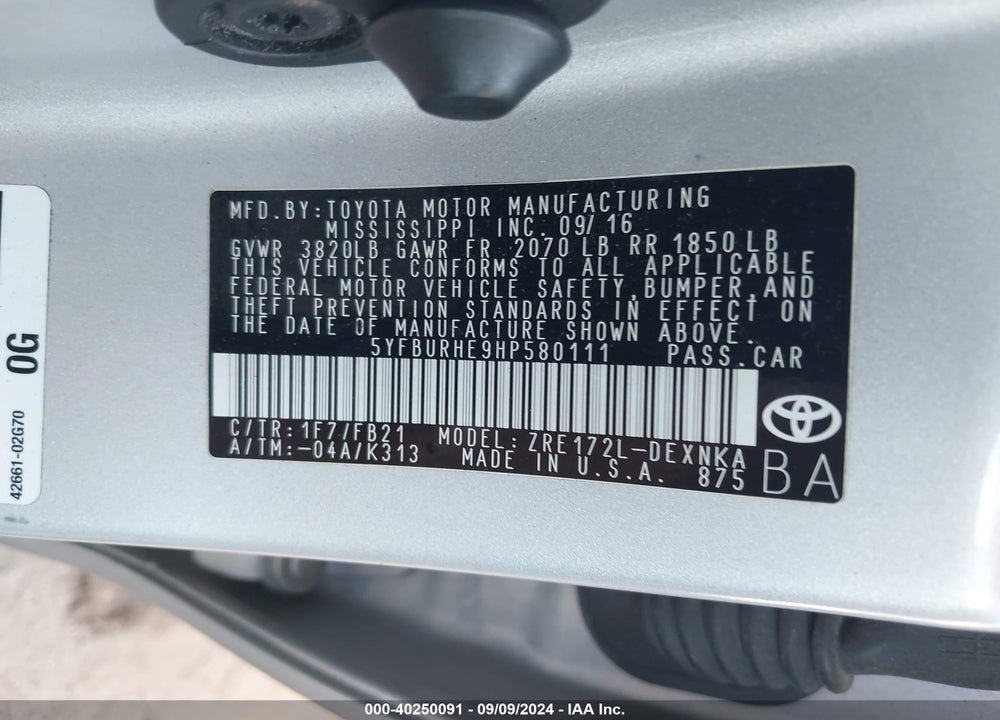 2017 TOYOTA COROLLA LE VIN: 5YFBURHE9HP580111
