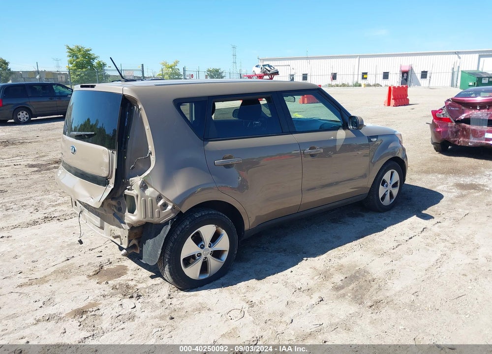 2014 KIA SOUL VIN: KNDJN2A23E7109052