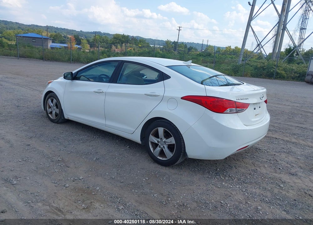 2013 HYUNDAI ELANTRA GLS VIN: 5NPDH4AE9DH302634