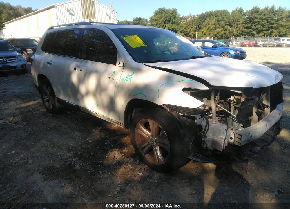 2011 TOYOTA HIGHLANDER LIMITED V6 VIN: 5TDDK3EH7BS045156