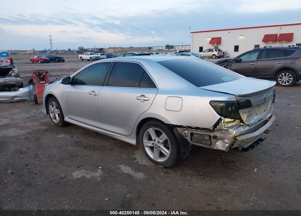 2013 TOYOTA CAMRY SE VIN: 4T1BF1FK5DU280482