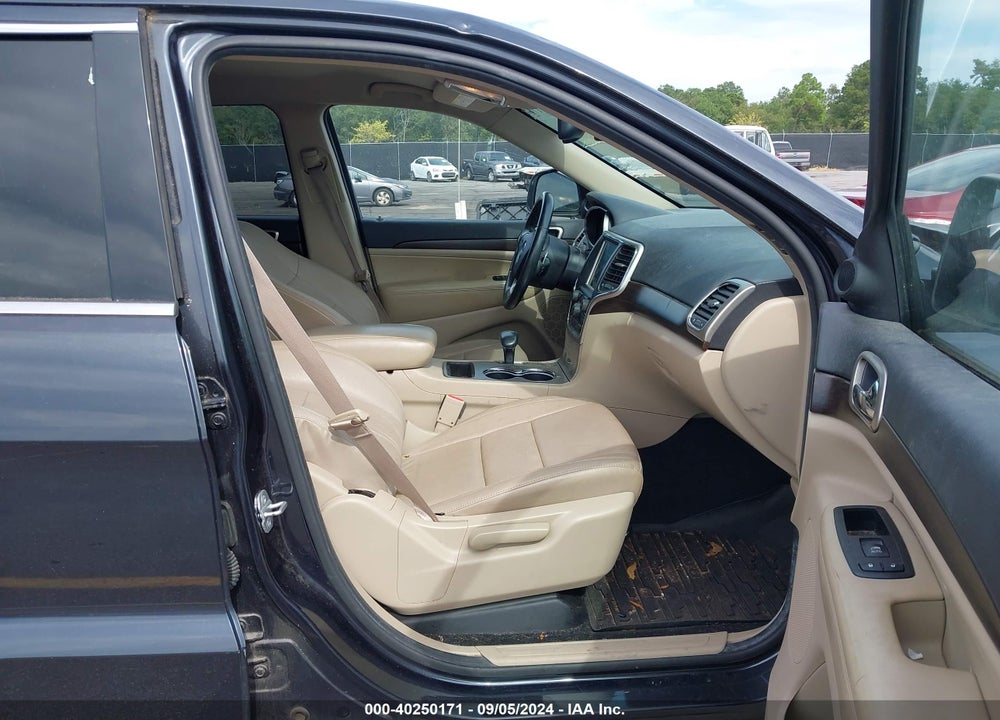 2014 JEEP GRAND CHEROKEE LAREDO VIN: 1C4RJEAG1EC145552