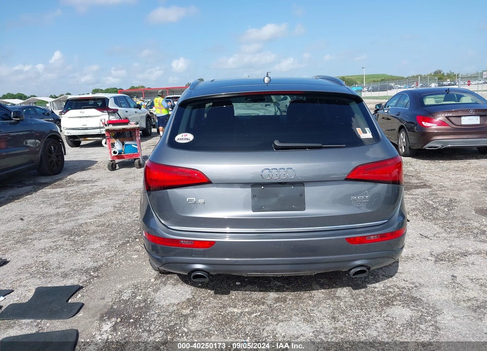 2015 AUDI Q5 2.0T PREMIUM VIN: WA1LFAFP7FA063681