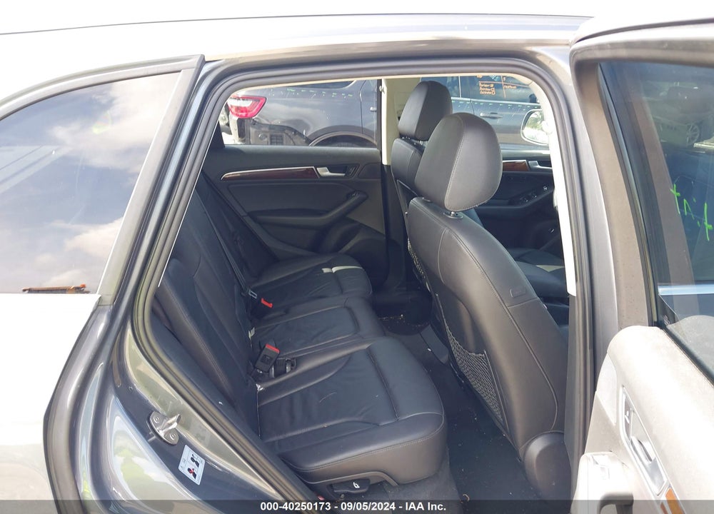 2015 AUDI Q5 2.0T PREMIUM VIN: WA1LFAFP7FA063681