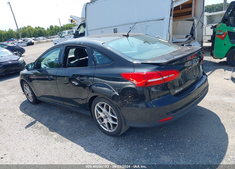 2015 FORD FOCUS SE VIN: 1FADP3F22FL339928