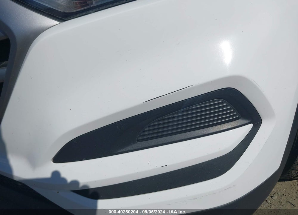 2018 HYUNDAI TUCSON SE VIN: KM8J23A46JU768041