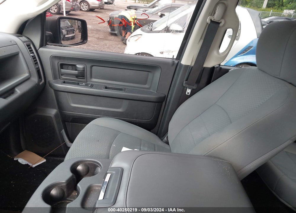 2014 RAM 1500 EXPRESS VIN: 3C6RR7KT4EG210303