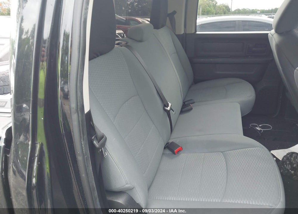 2014 RAM 1500 EXPRESS VIN: 3C6RR7KT4EG210303