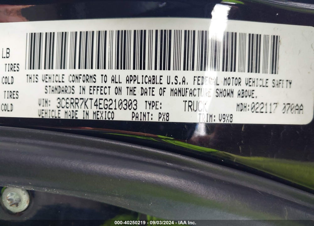 2014 RAM 1500 EXPRESS VIN: 3C6RR7KT4EG210303