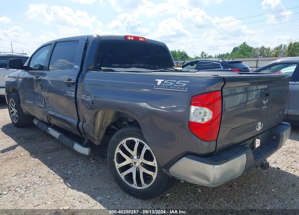 2016 TOYOTA TUNDRA SR5 5.7L V8 VIN: 5TFEW5F17GX211232