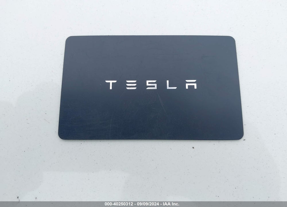 2022 TESLA MODEL Y VIN: 7SAYGAEE4NF566361