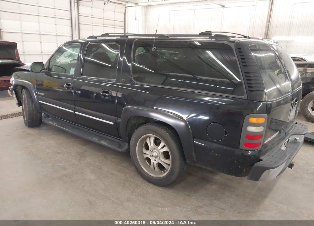 2000 CHEVROLET SUBURBAN 1500 LT VIN: 3GNFK16T1YG213601