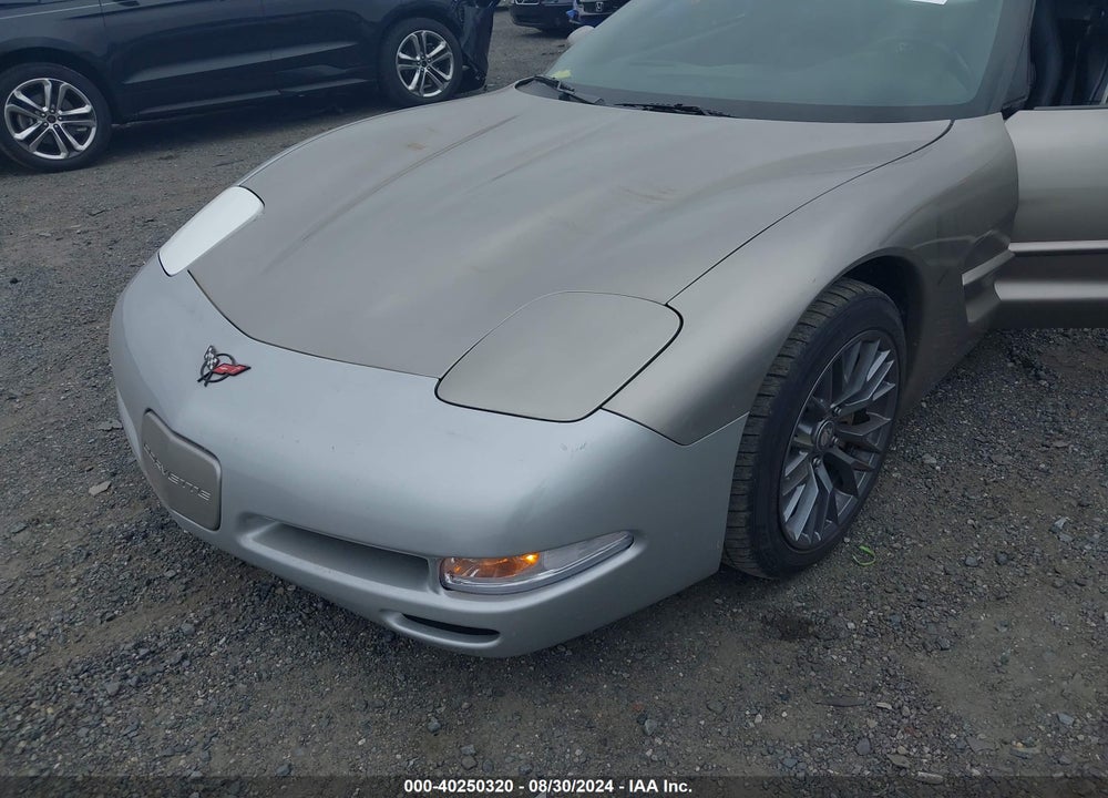 1998 CHEVROLET CORVETTE VIN: 1G1YY32G4W5120878