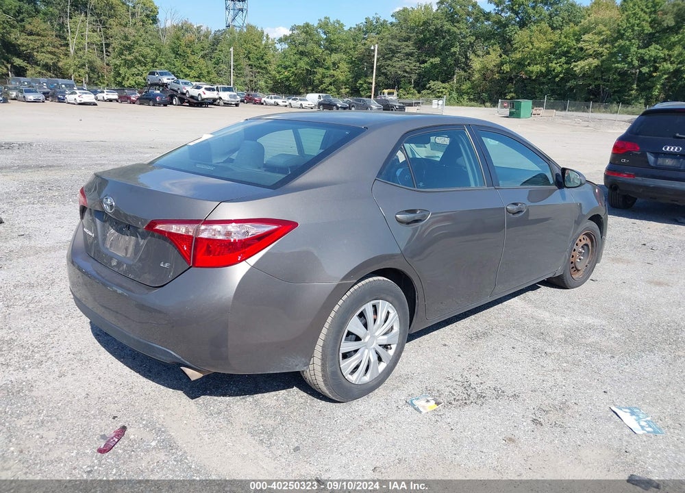 2018 TOYOTA COROLLA LE VIN: 2T1BURHE2JC106538