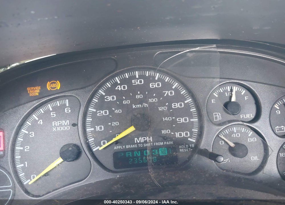 2000 CHEVROLET SILVERADO 1500 LS VIN: 1GCEK19V0YE393551