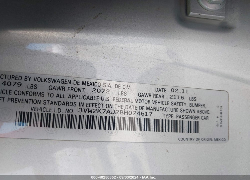 2011 VOLKSWAGEN JETTA 2.0L S VIN: 3VW2K7AJ2BM074617