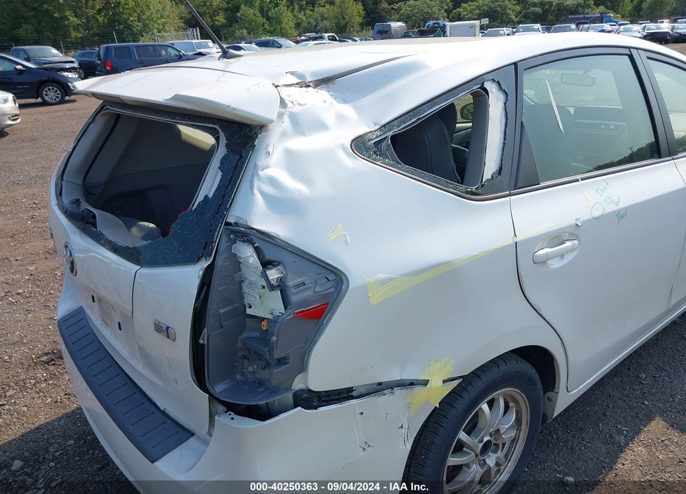 2016 TOYOTA PRIUS V TWO VIN: JTDZN3EU4GJ045775