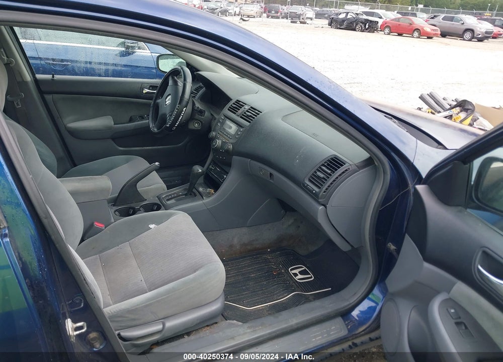 2004 HONDA ACCORD 2.4 LX VIN: 1HGCM56364A070717