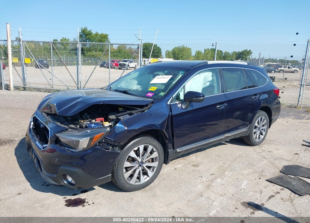 2018 SUBARU OUTBACK 2.5I TOURING VIN: 4S4BSATC2J3306983