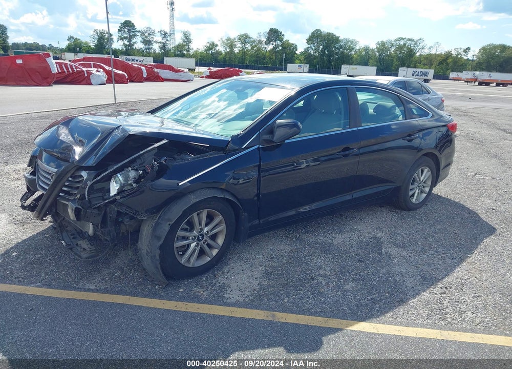 2015 HYUNDAI SONATA SE VIN: 5NPE24AF9FH170346