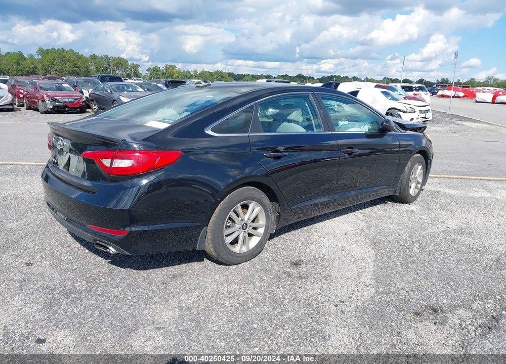 2015 HYUNDAI SONATA SE VIN: 5NPE24AF9FH170346