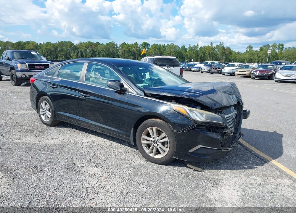 2015 HYUNDAI SONATA SE VIN: 5NPE24AF9FH170346