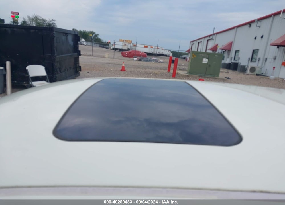 2007 CHRYSLER 300C VIN: 2C3LA63H57H767111