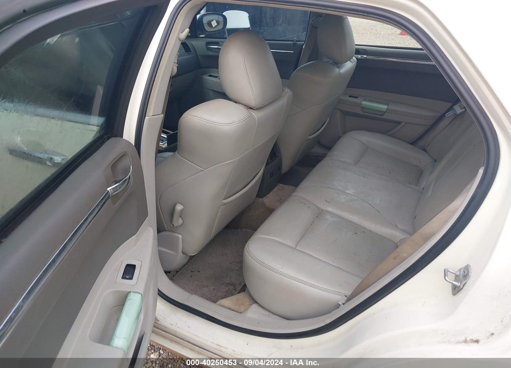 2007 CHRYSLER 300C VIN: 2C3LA63H57H767111