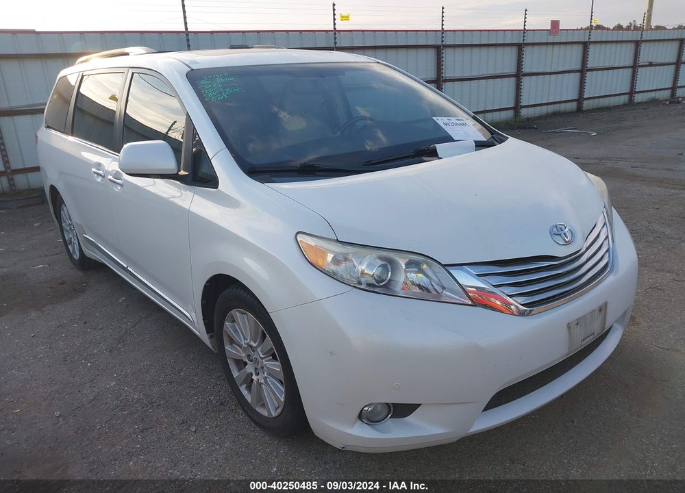2011 TOYOTA SIENNA LIMITED V6 VIN: 5TDYK3DC5BS017931