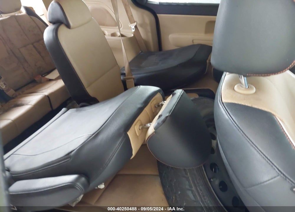 2017 KIA SEDONA LX VIN: KNDMB5C10H6334793