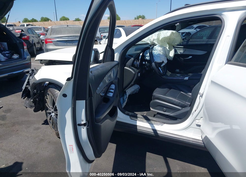2019 MERCEDES-BENZ GLC 300 VIN: WDC0G4JB8KV127033