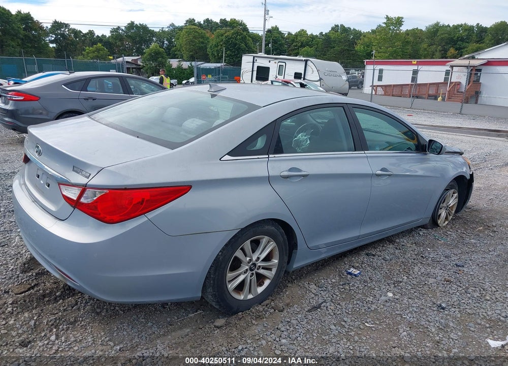 2013 HYUNDAI SONATA GLS VIN: 5NPEB4AC1DH711215